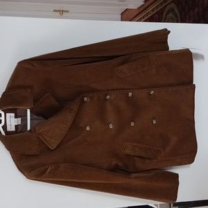 Light Jacket in Moss Brown Colour.
